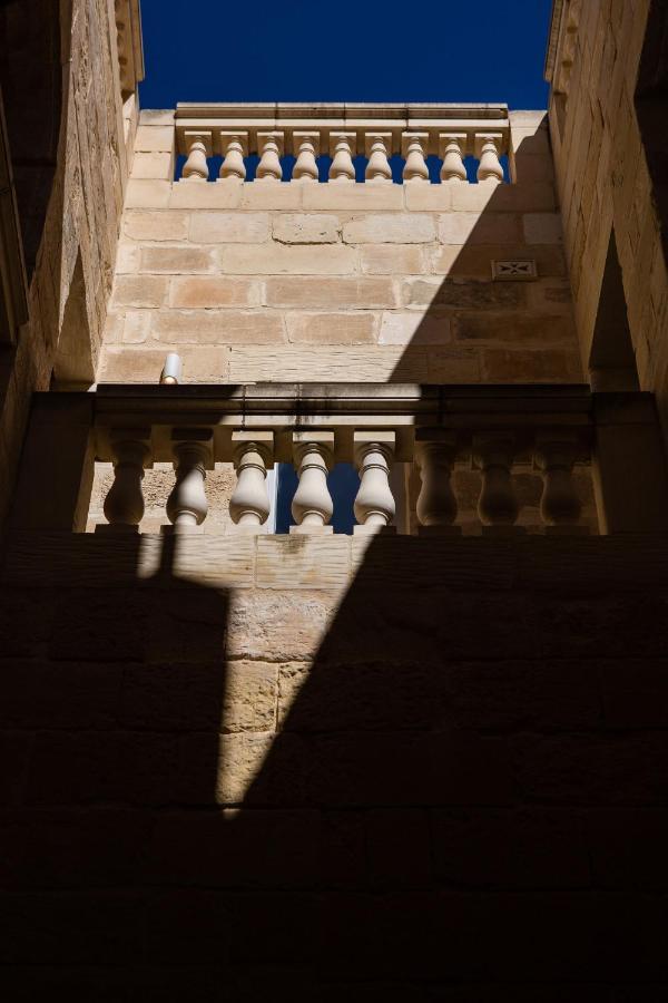 Palazzino Birgu Host Family Bed And Breakfast Екстер'єр фото